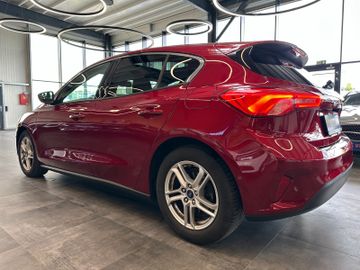 MYAUTOCENTER – Gebraucht- und Jahreswagen mit Werkstattservice in Pfaffenhofen Ford Focus Lim. *Pano*Kamera*AHK*LED*