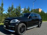 Mercedes-Benz GL 63 AMG - schwarze Mercedes-Benz GL 63 AMG