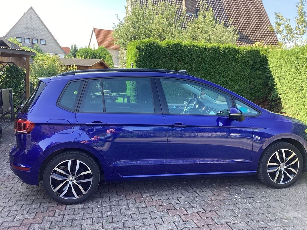 Image of Volkswagen Golf Sportsvan