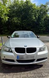 BMW E 90 320i 3er Limousine - BMW aus 2005: 3er