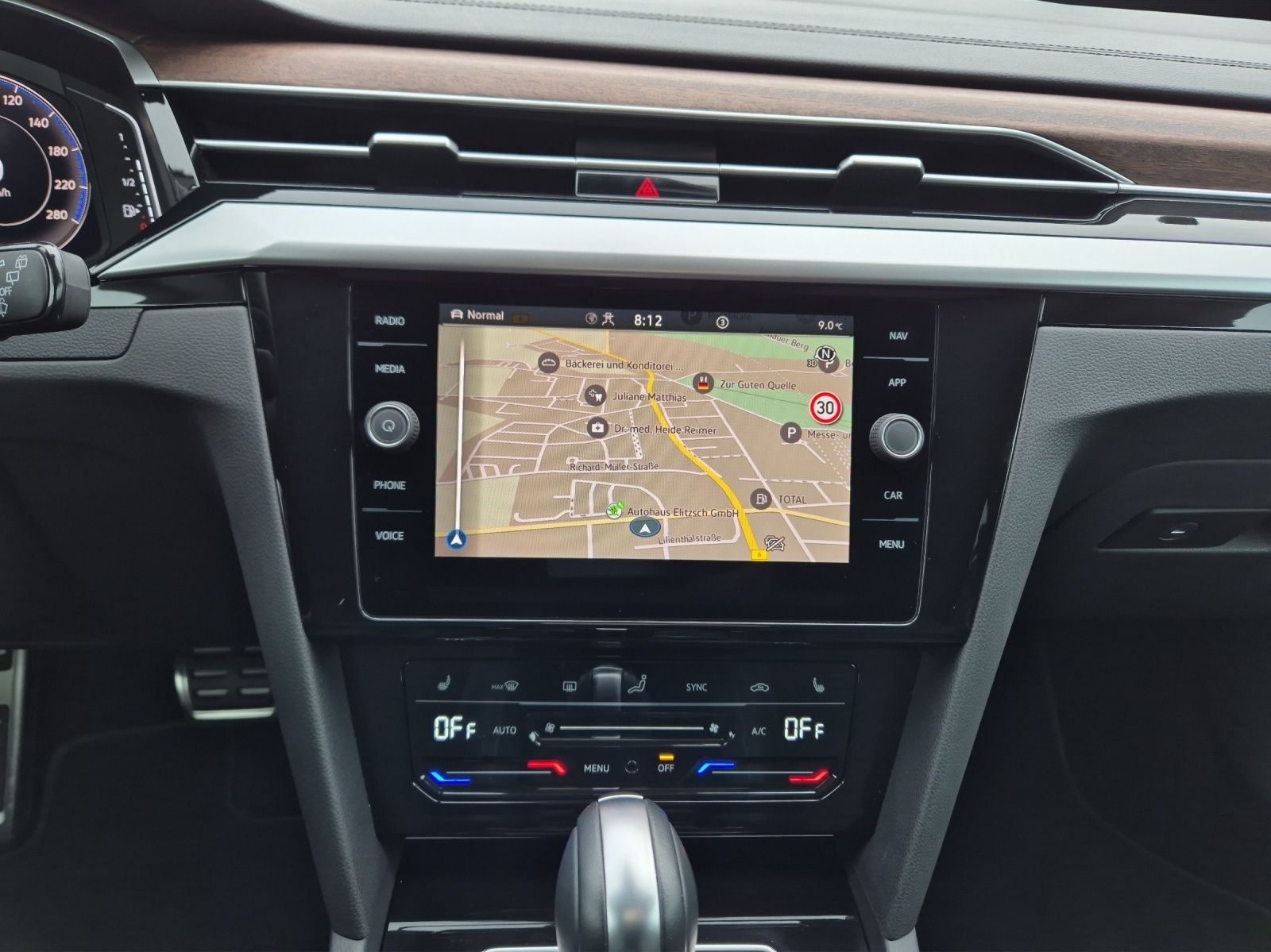 Fahrzeugabbildung Volkswagen Arteon SB TDI Elegance DSG AHK Keyless ACC Kamer