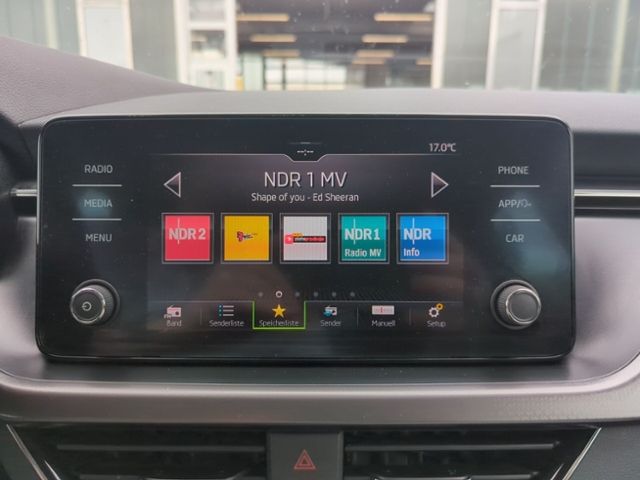 Fahrzeugabbildung SKODA Kamiq 1.0 TSI DSG Clever 1.HAND PDC MFL SHZ