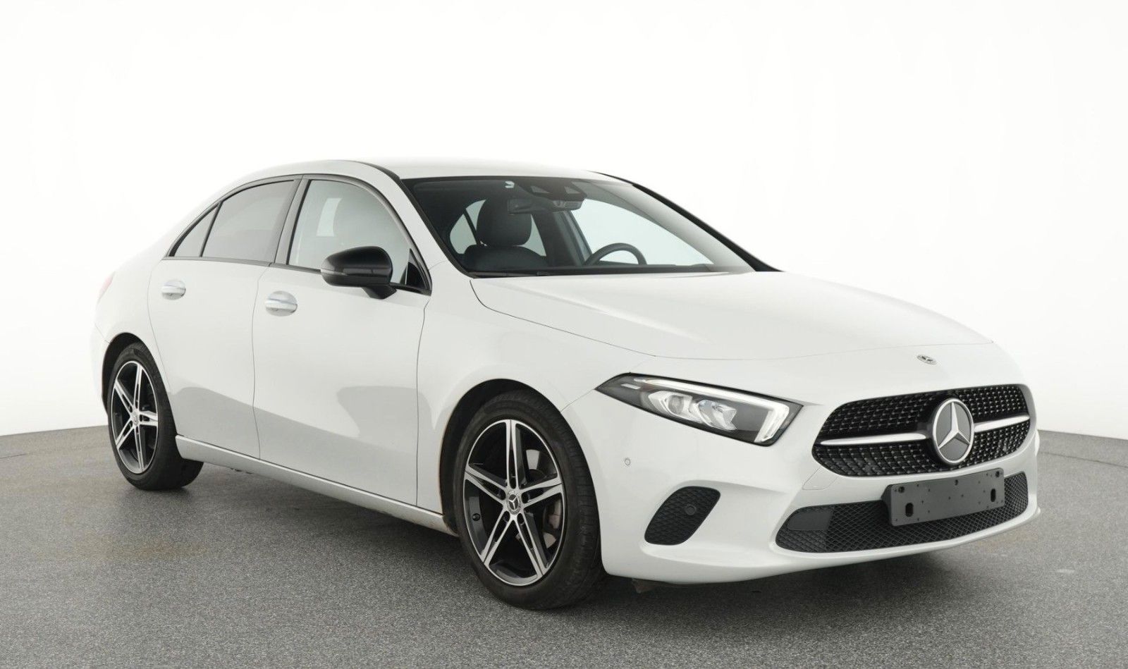 MERCEDES-BENZ A 200 A Limousine Alcantara Nighttpaket