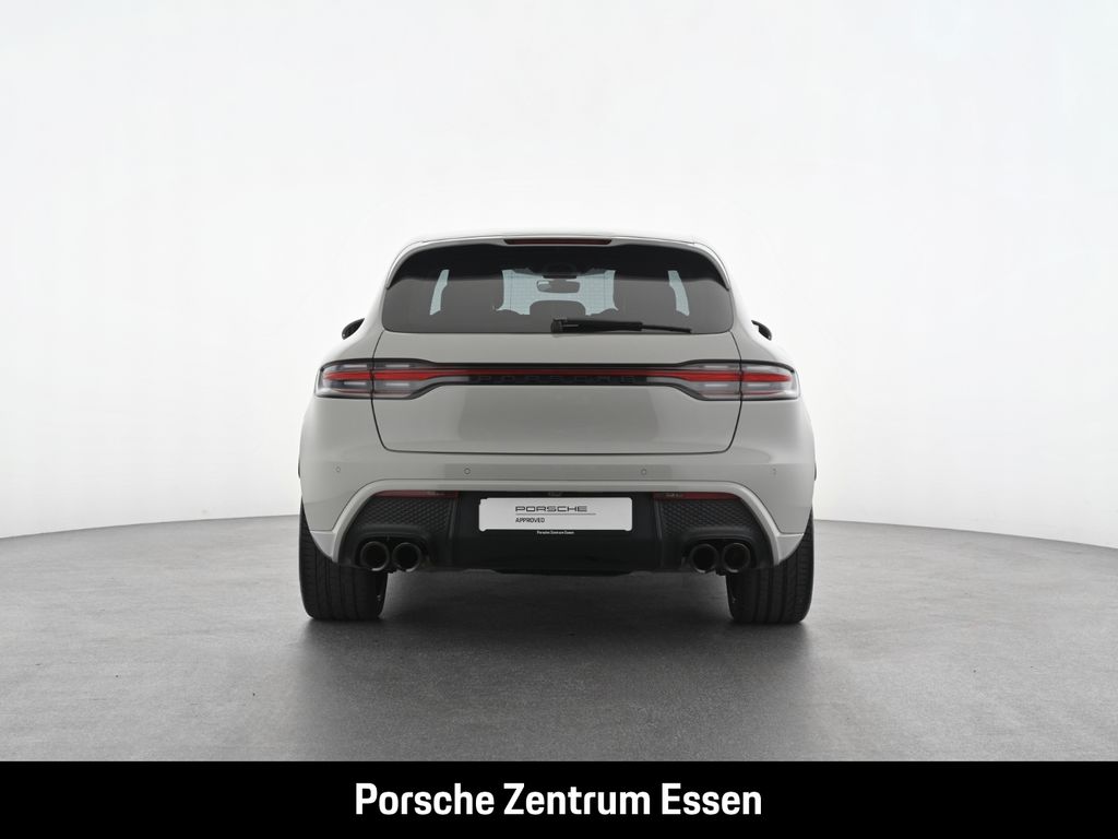 PORSCHE Macan 2022