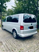 Volkswagen T5 Caravelle - gebrauchte VW T5 Caravelle aus dem Jahr 2010