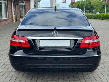 Mercedes E 250 - 5