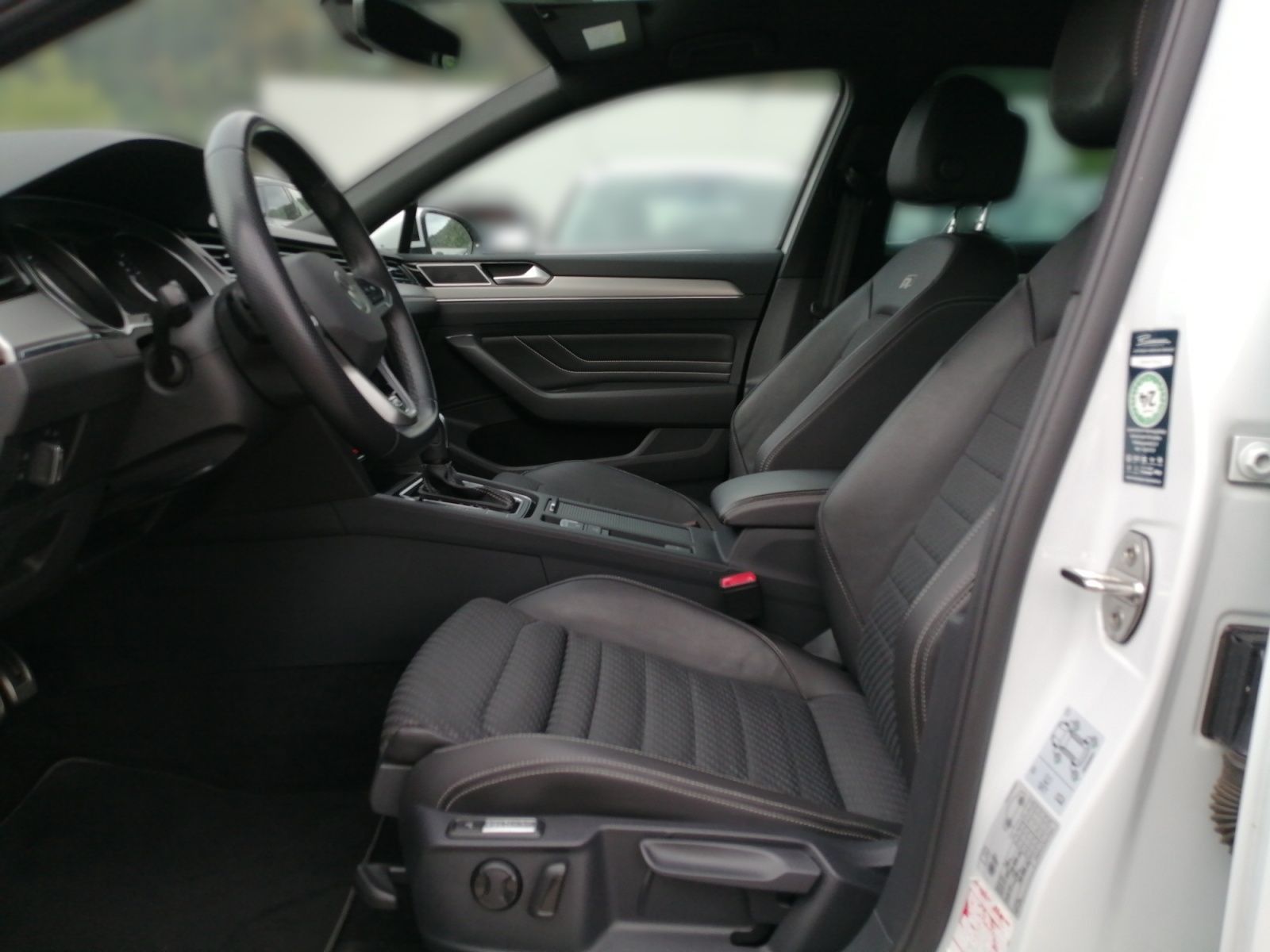 Volkswagen Passat Variant - Bild 15