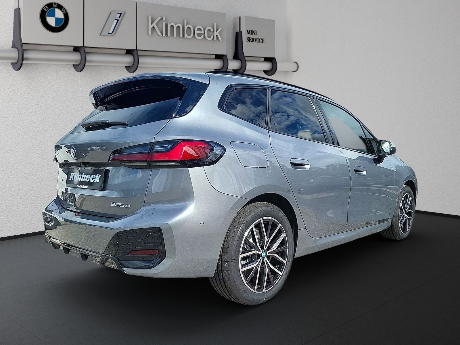 BMW 225 Active Tourer - Bild 2