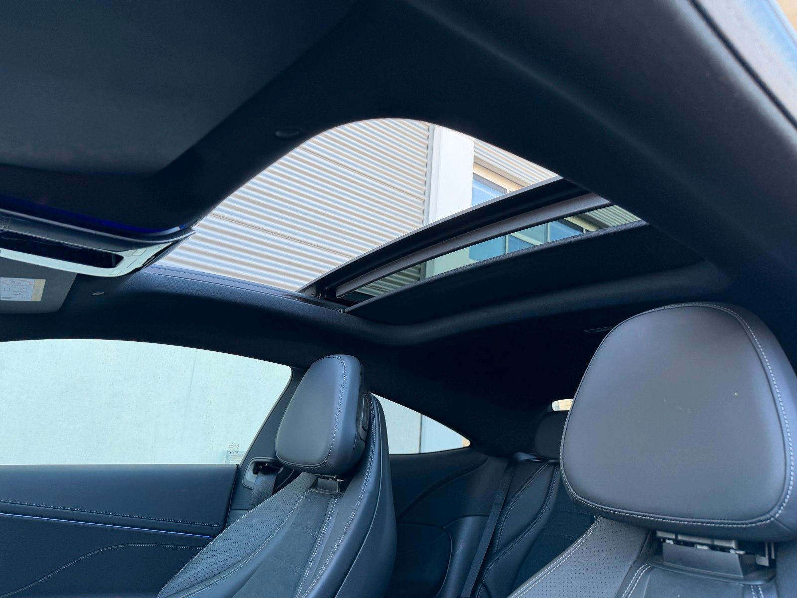Fahrzeugabbildung Mercedes-Benz CLE 450 4M AMG HUD+360°+Burm+Memory+Pano+Digital