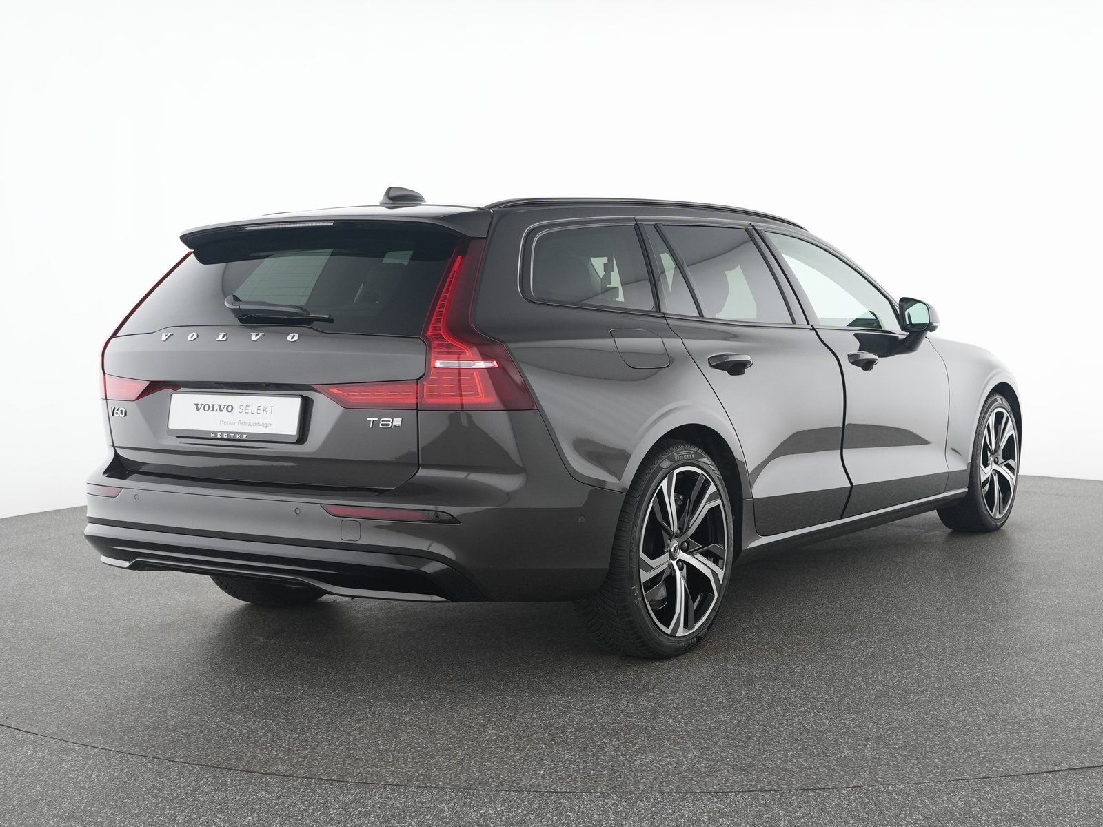 Volvo V60 T8 AWD Plus Dark GSHD*19"H&K-SOUND*360° imagem 2