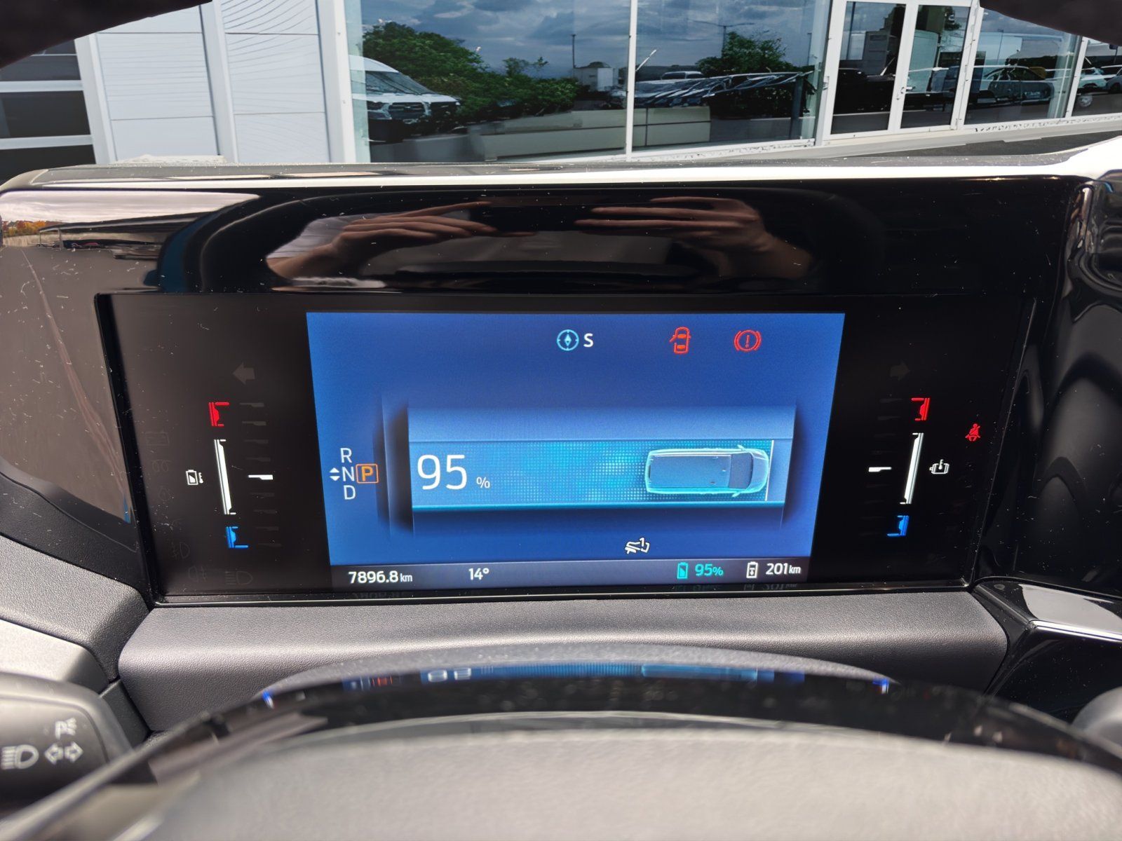 Fahrzeugabbildung Ford Tourneo Custom Elektro eMotor 340 L1 #Sport #RW