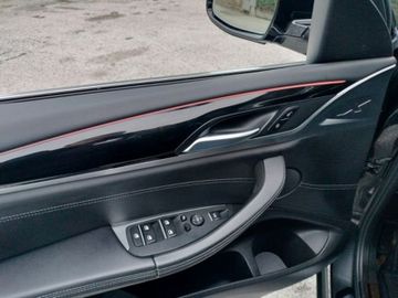 BMW X4 - 10