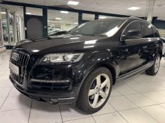 AUDI Q7 3.0 TDI  quattro Euro6/BOSE/STANDHEIZUNG/AHK!