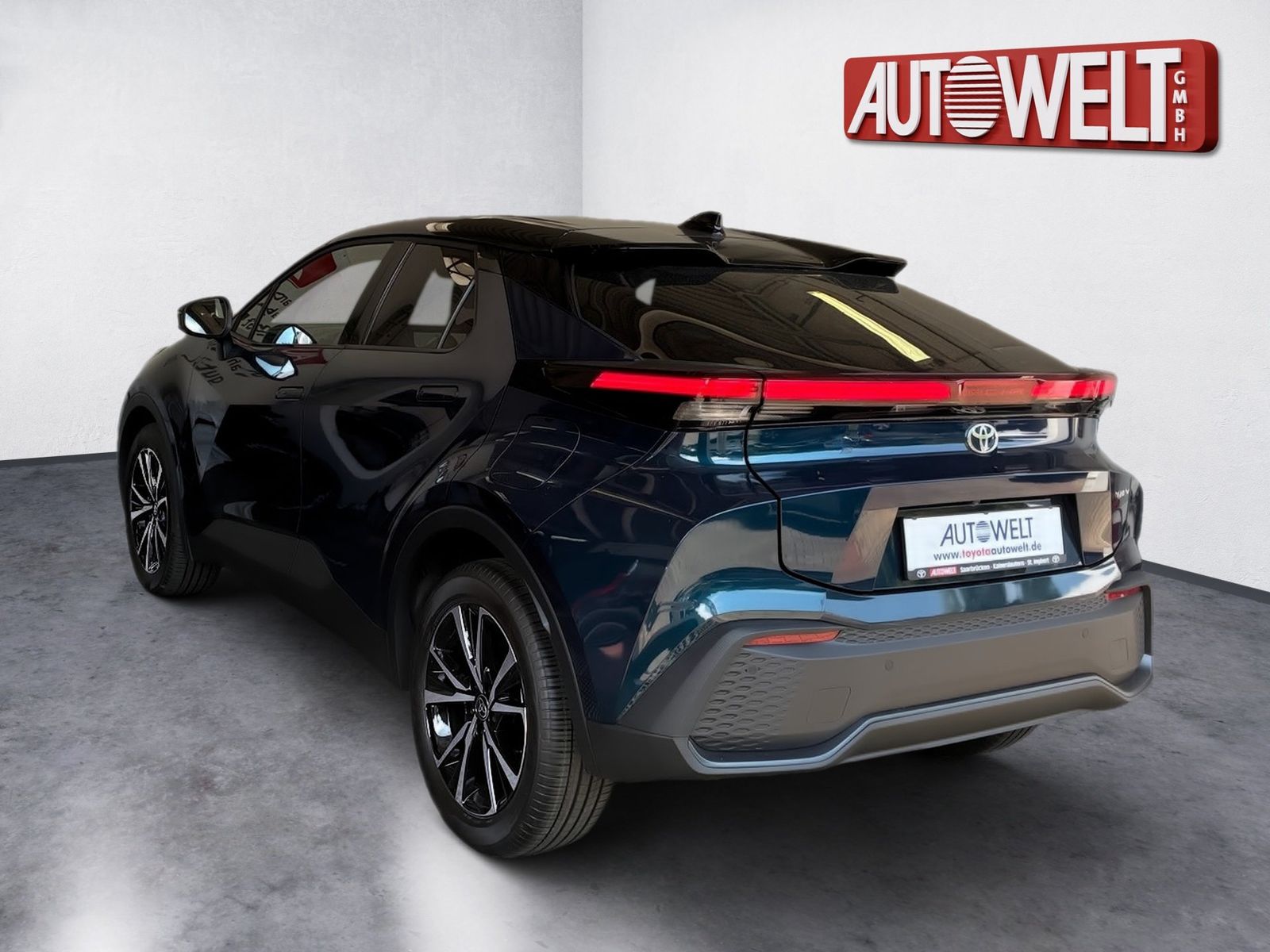 Fahrzeugabbildung Toyota C-HR 2.0 FWD Teamplayer +Technik P. LED,Navi,SHZ