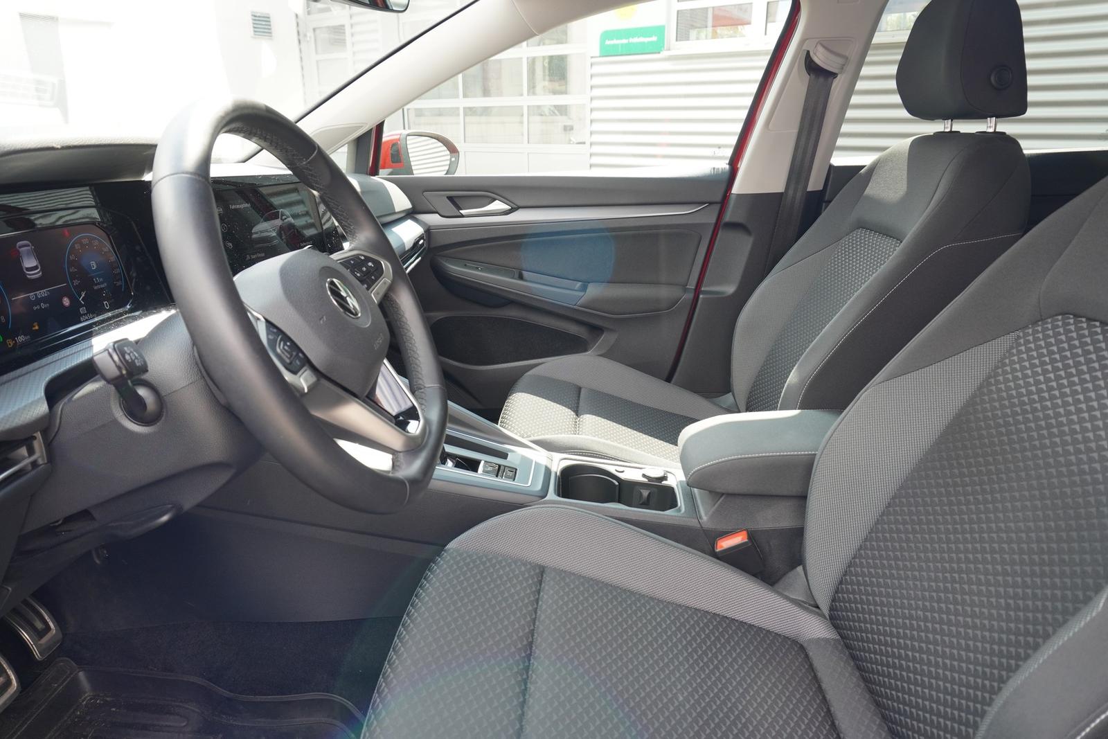 Volkswagen Golf VIII Active eTSI LED Navi AHK Touchscreen, миниатюра 10
