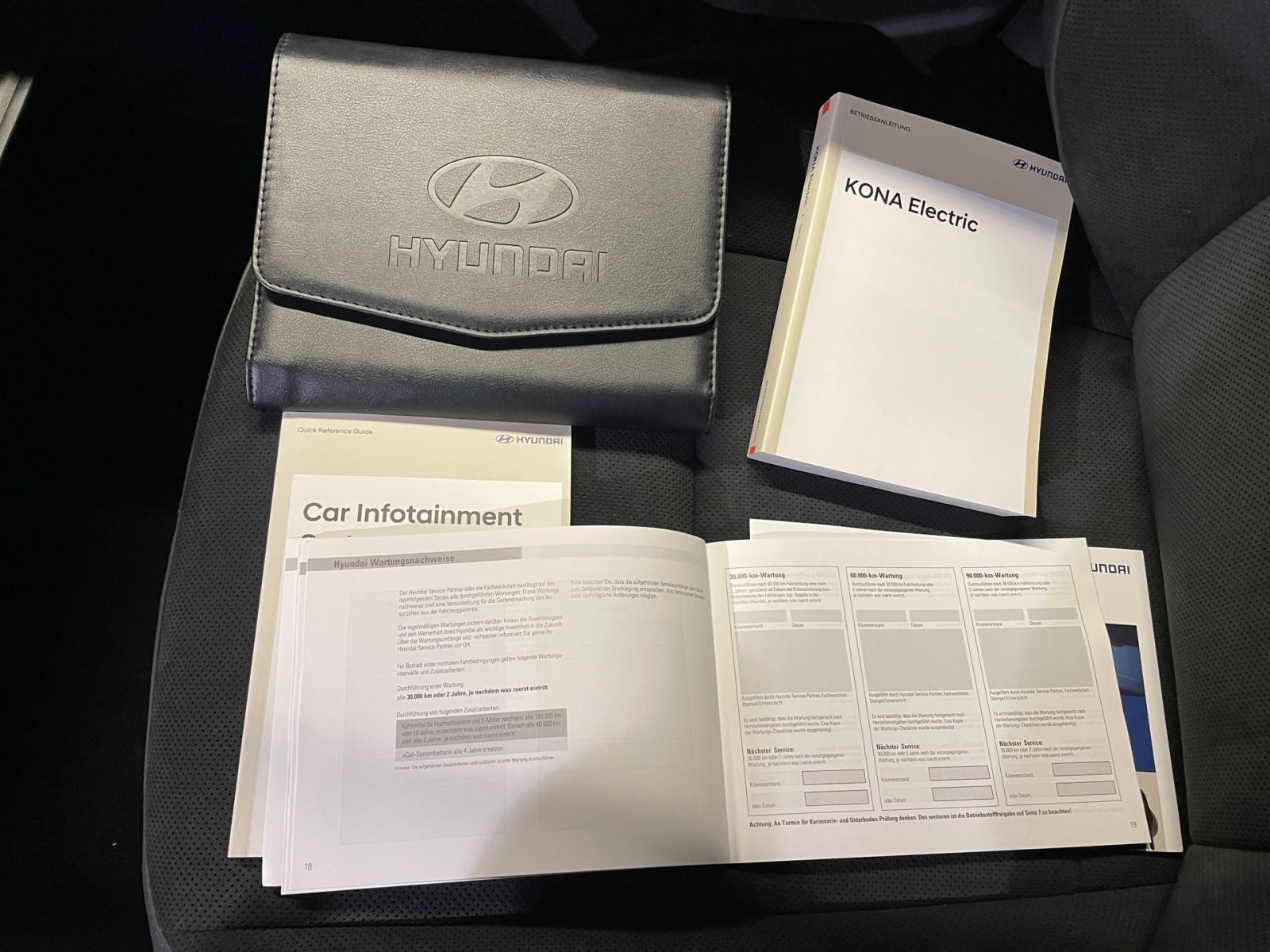 Fahrzeugabbildung Hyundai KONA N Line X Elektro 65 kWh Sitz Komfort