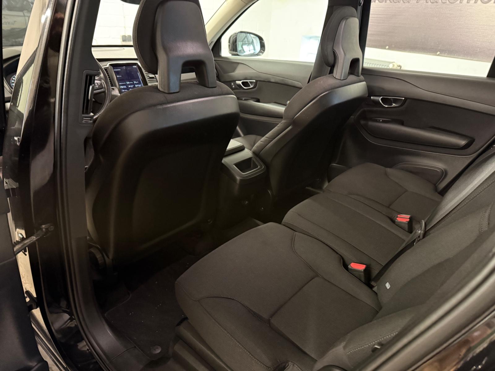 Volvo XC90 D4 | 190 ch | BVA | Caméra de recul | Régulateur adaptatif | Apple CarPlay | Attelage