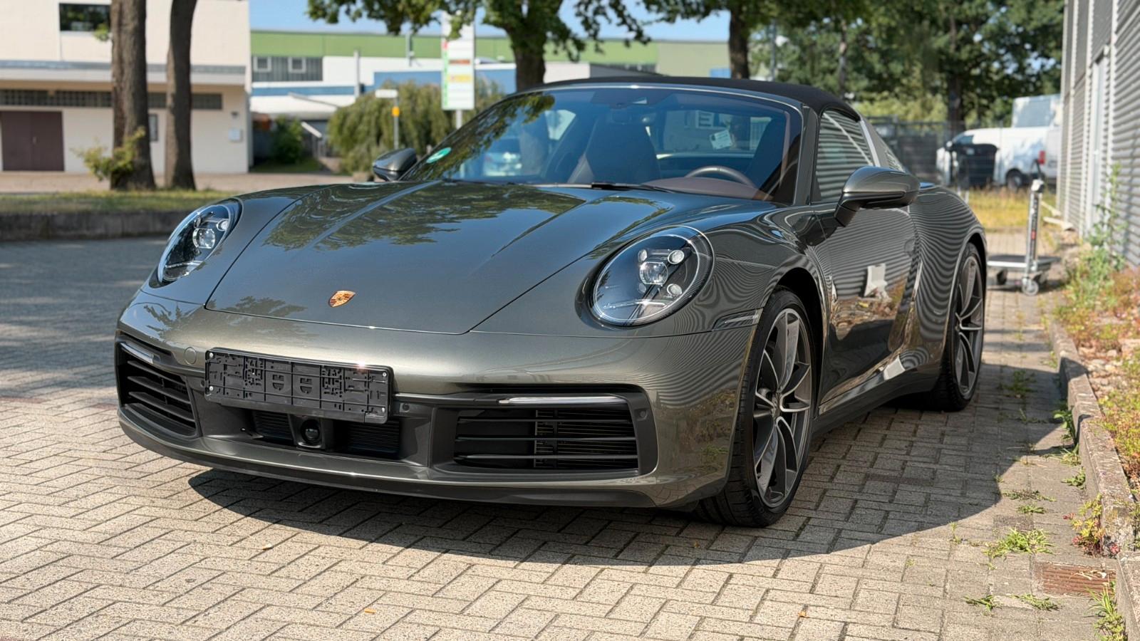 Porsche 992 Carrera 4 Targa Techart - Performance