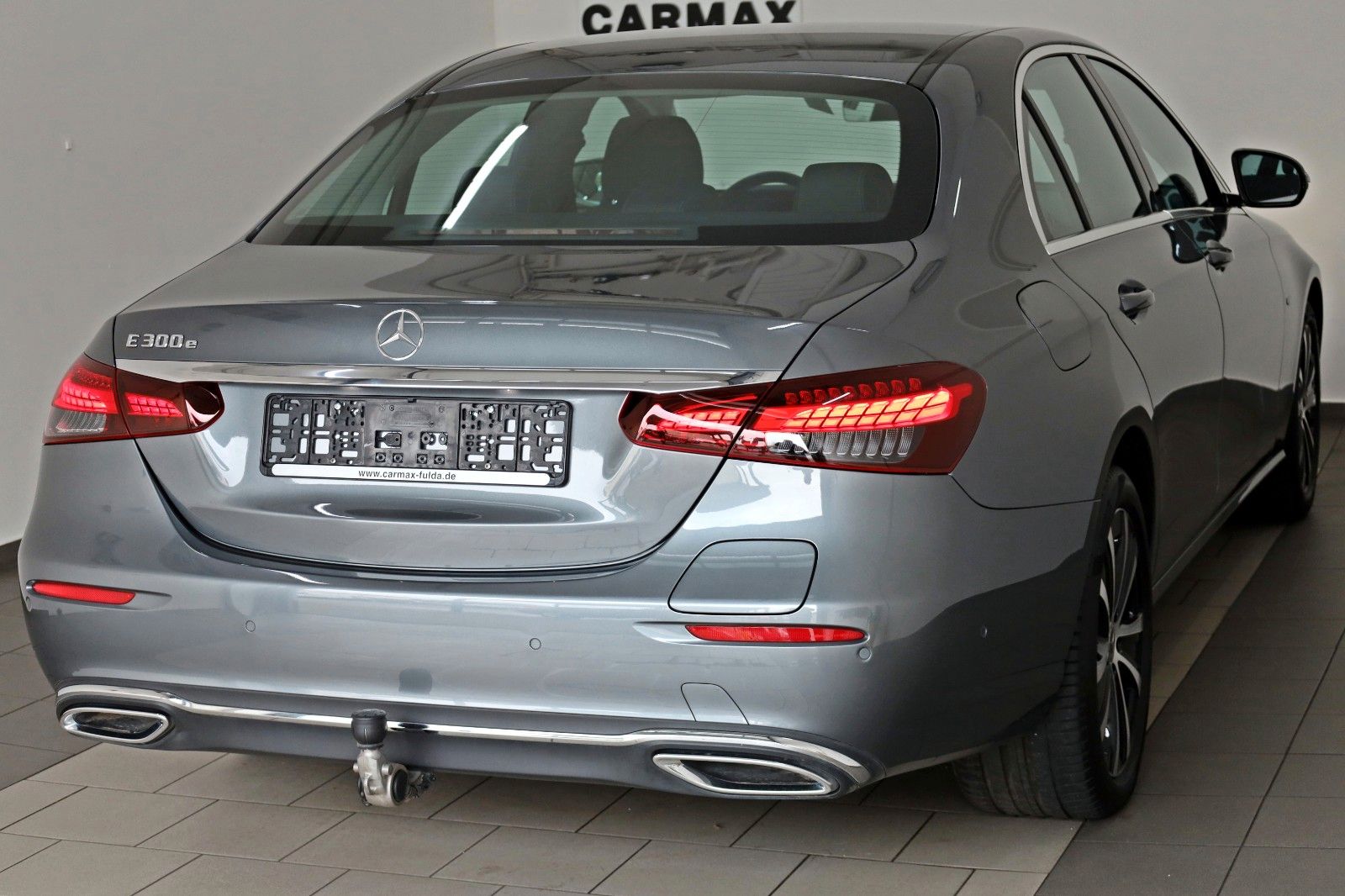 Fahrzeugabbildung Mercedes-Benz E 300 e Avantgarde Lim.,Leder,Navi,SH,Kamera,AHK