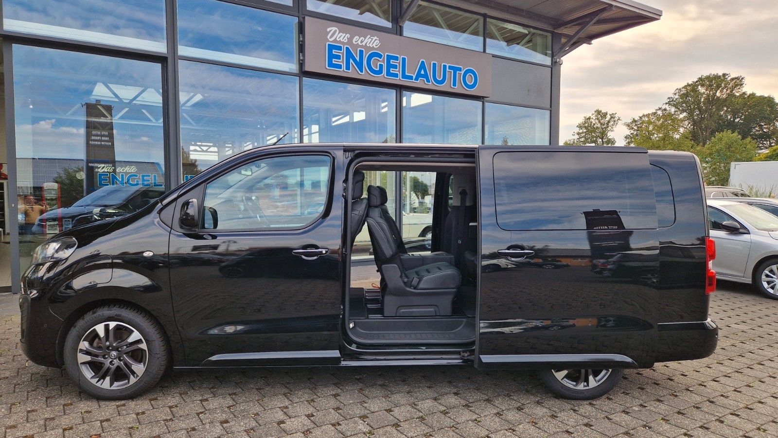 Opel Zafira Life -e Elegance L 8 SITZE LEDER KAMERA imagem 3