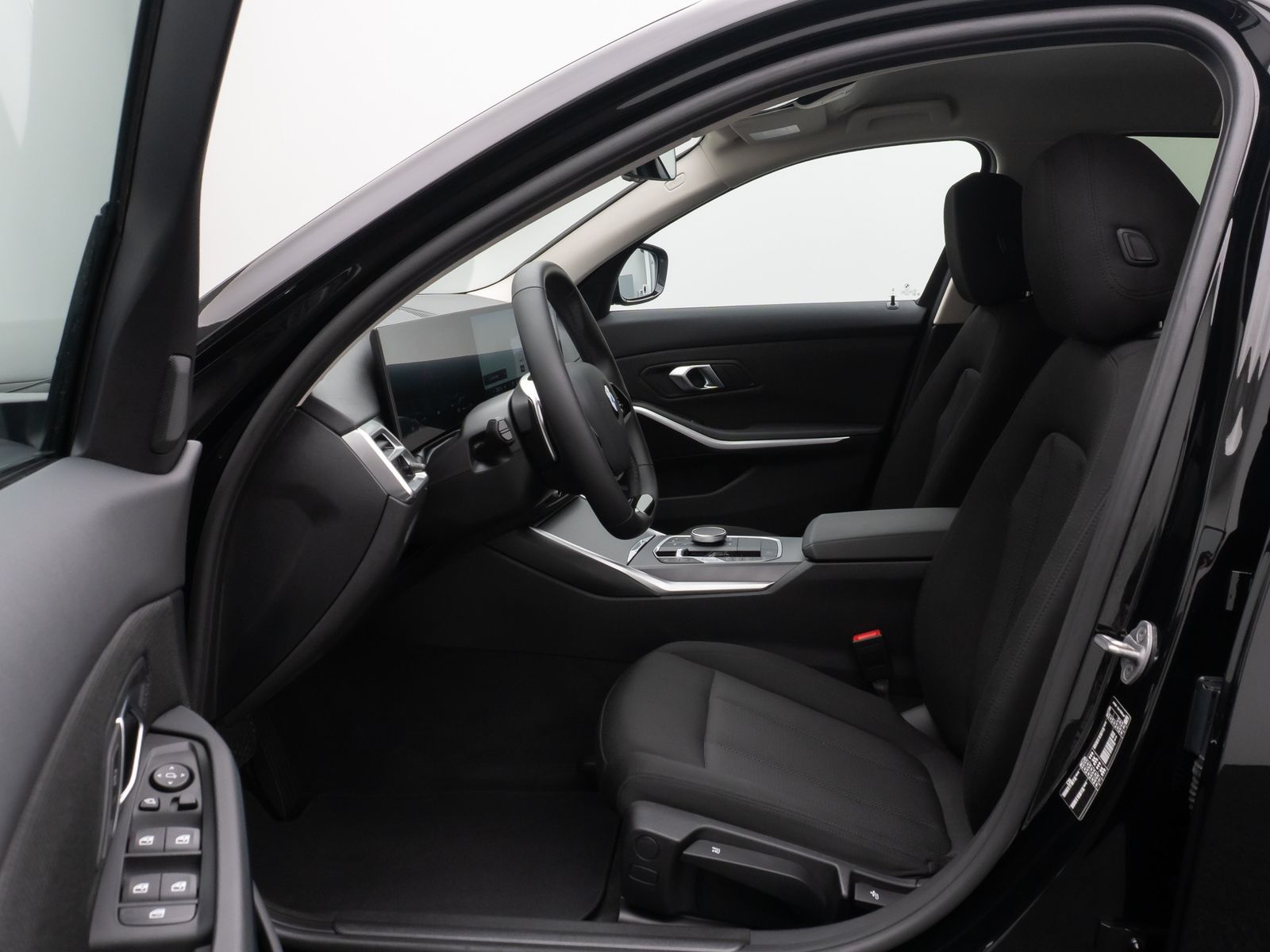 Fahrzeugabbildung BMW 318i Kamera DAB HiFi Widscreen DrivAssist Alarm