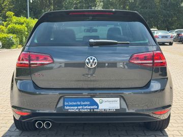 Volkswagen Golf - 10