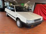 Toyota Camry GLI Super Liftback Automatik H Kennzeichen - Toyota Camry mit Benzin-Antrieb: Limousine