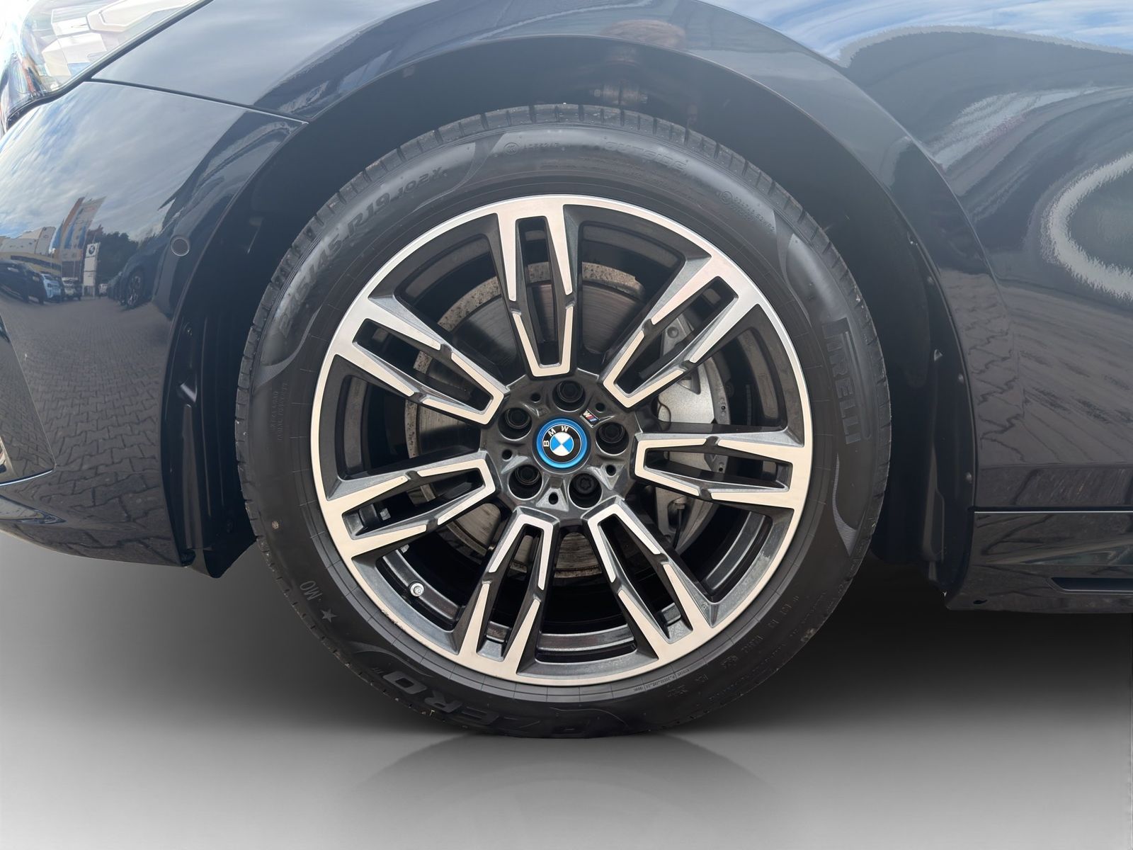 BMW i5 eDrive40 M Sport AdapLED HUD ACC Hifi h&k foto 5