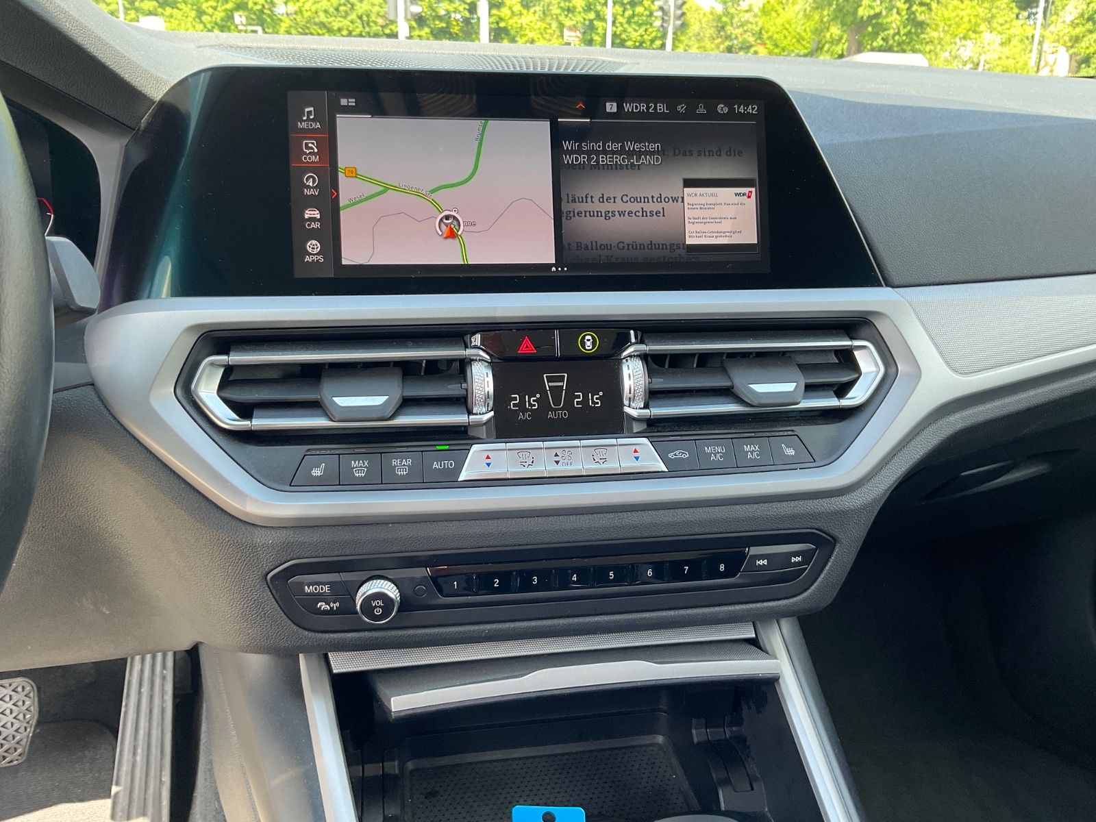 Fahrzeugabbildung BMW 320d xDrive Touring,AHK,LED,Navi,VirtualCockpit