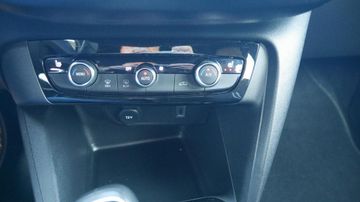 Bild 14 Opel CORSA F 1.2 GS