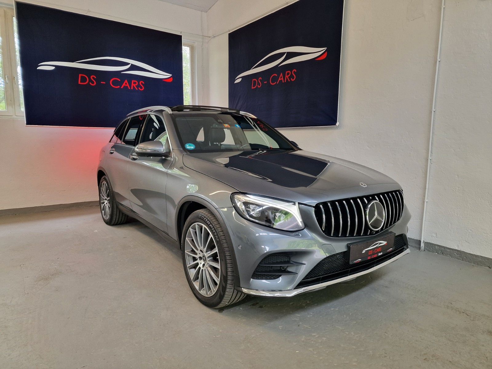 MERCEDES-BENZ GLC 350d 4M AMG*ATM*Luftf*Distro*Pano*360*Burmes