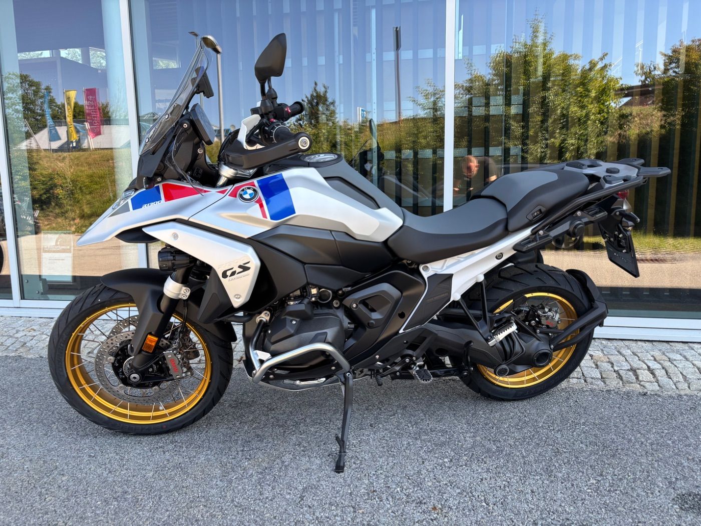 Fahrzeugabbildung BMW R 1300 GS Trophy 5 Pakete ASA Enduro-Paket