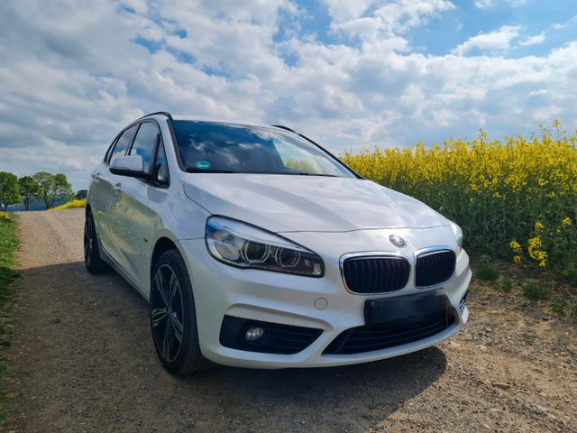 BMW 218 Active Tourer 218d Sport Line Sport Line