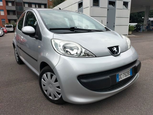 Peugeot 107 - AUTOMATICA TENUTA BENISSIMO