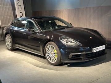Porsche Panamera - 3