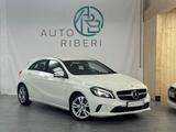 Mercedes-Benz A 250 4Matic*AHK-Schwenkbar*Tempomat* - weiße Mercedes-Benz A 250