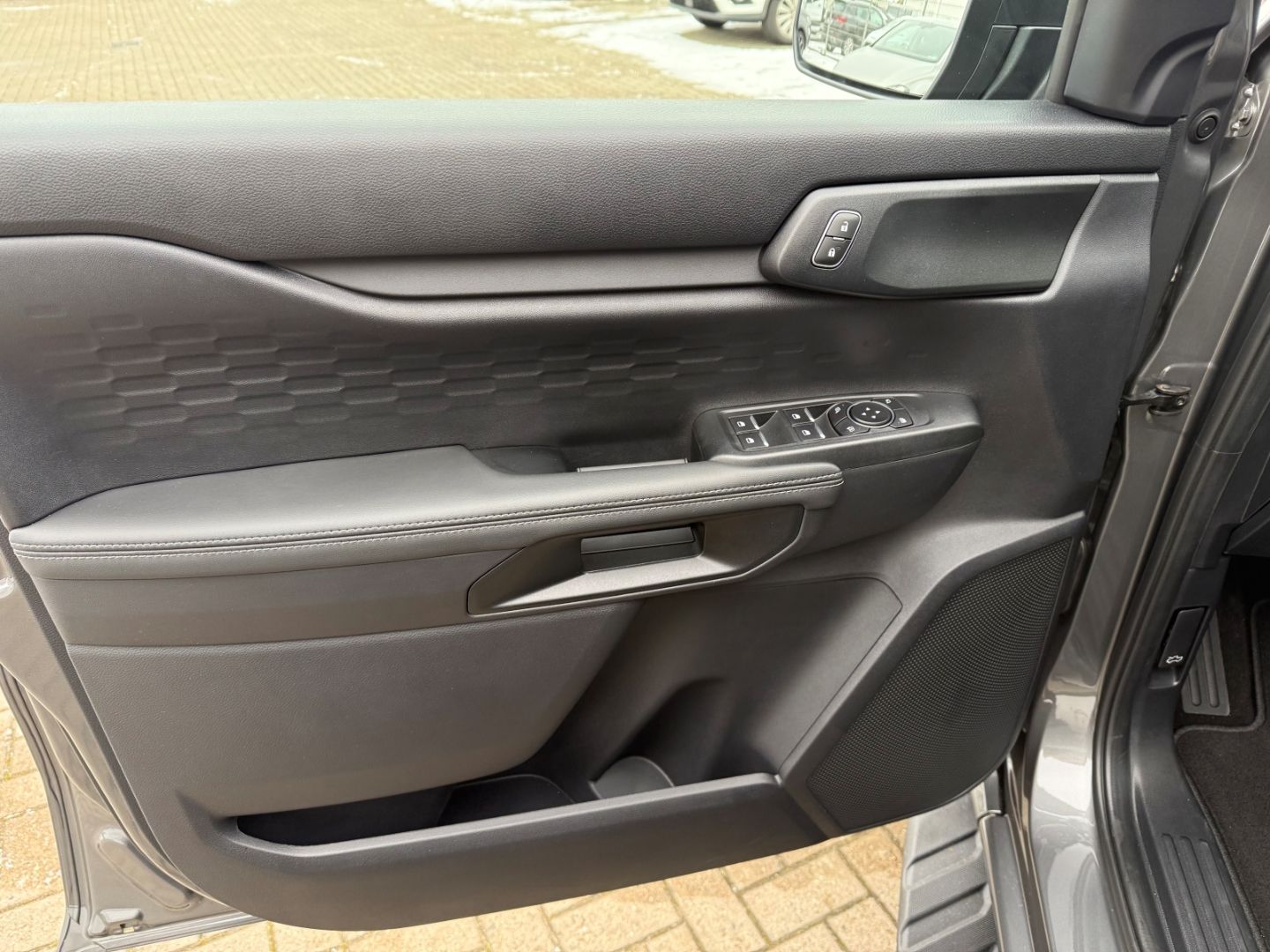 FORD Ranger Doppelkabine XLT 4x4 DoKa AHK RFK TWA SHA - Image 13