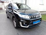 Suzuki Vitara 1.0 Comfort Scheckheft/Unfallfrei Navi  - Suzuki Vitara Gebrauchtwagen in Stuttgart