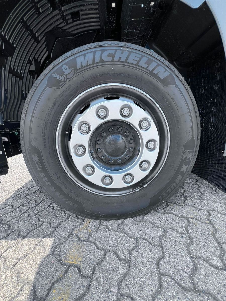 Fahrzeugabbildung MAN TGM 26.320 L / LBW / AHK /LIFT-LENKACHSE