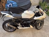 Suzuki GSXR 600 L1  - MOTORRAD VON 501 BIS 750 CCM