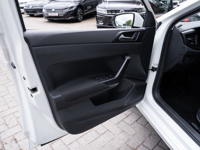 Polo ParkPilot App-Connect Sitzheizung LED DAB+