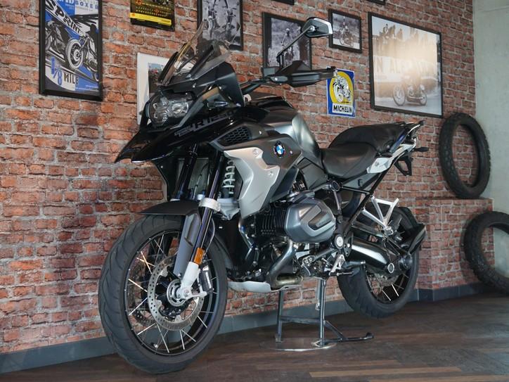 BMW R 1250 GS Triple Black Speiche 4 Pakete, Sitzh.