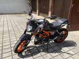 KTM 390 Duke 
