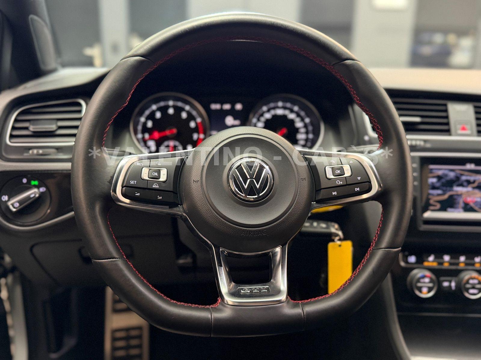Volkswagen Golf VII Lim. GTI Navi/Temp/Parklenk/Shz/BiXen