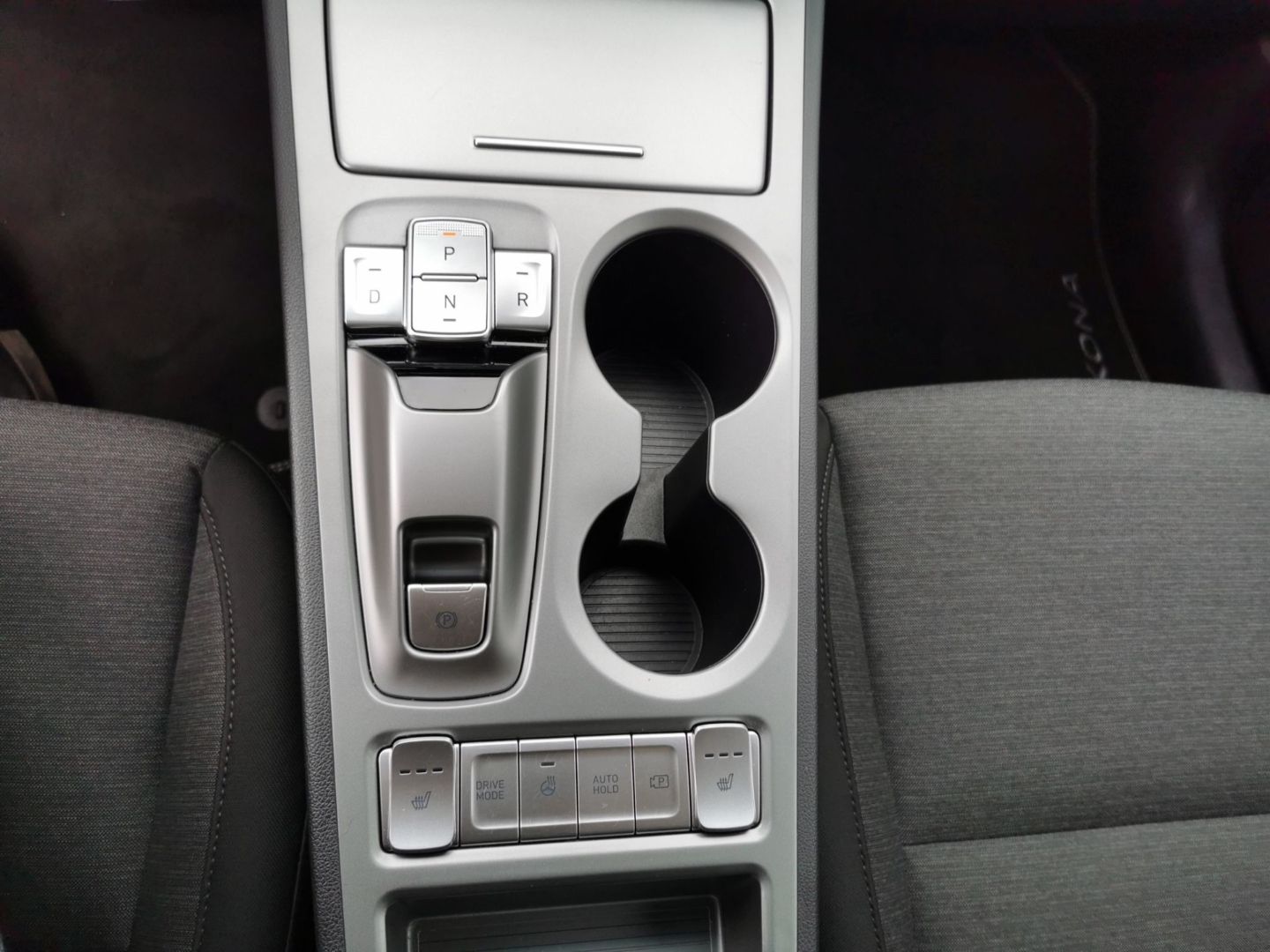 Fahrzeugabbildung Hyundai KONA Elektro PRIME Navi LED HUD el. Sitze Kamera