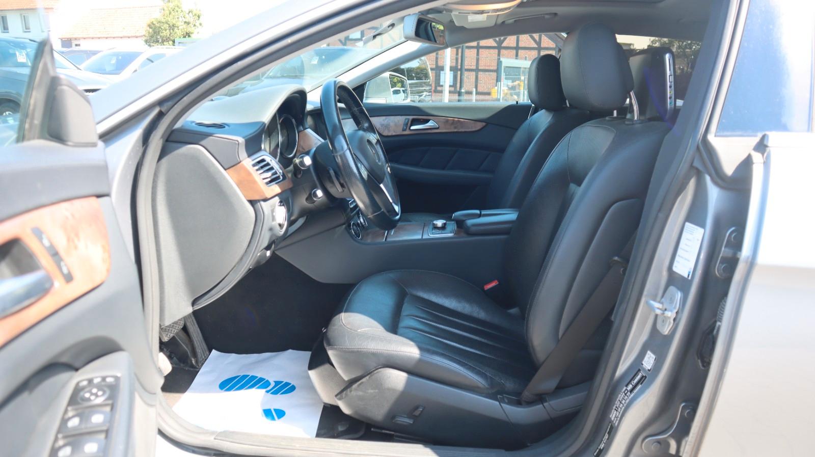 Mercedes-Benz CLS 250 CDI SB COMAND Leder Sitzbel. LED Kamera