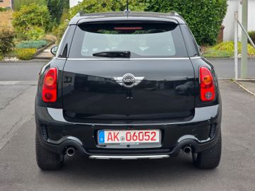 MINI Cooper Countryman - 4