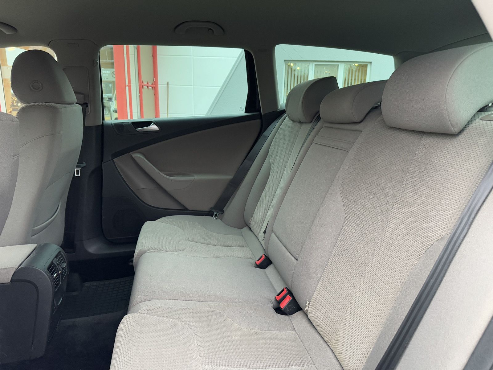 Fahrzeugabbildung Volkswagen Passat Variant 2.0 TDI 170 PS/Xenon/Navi/Ahk