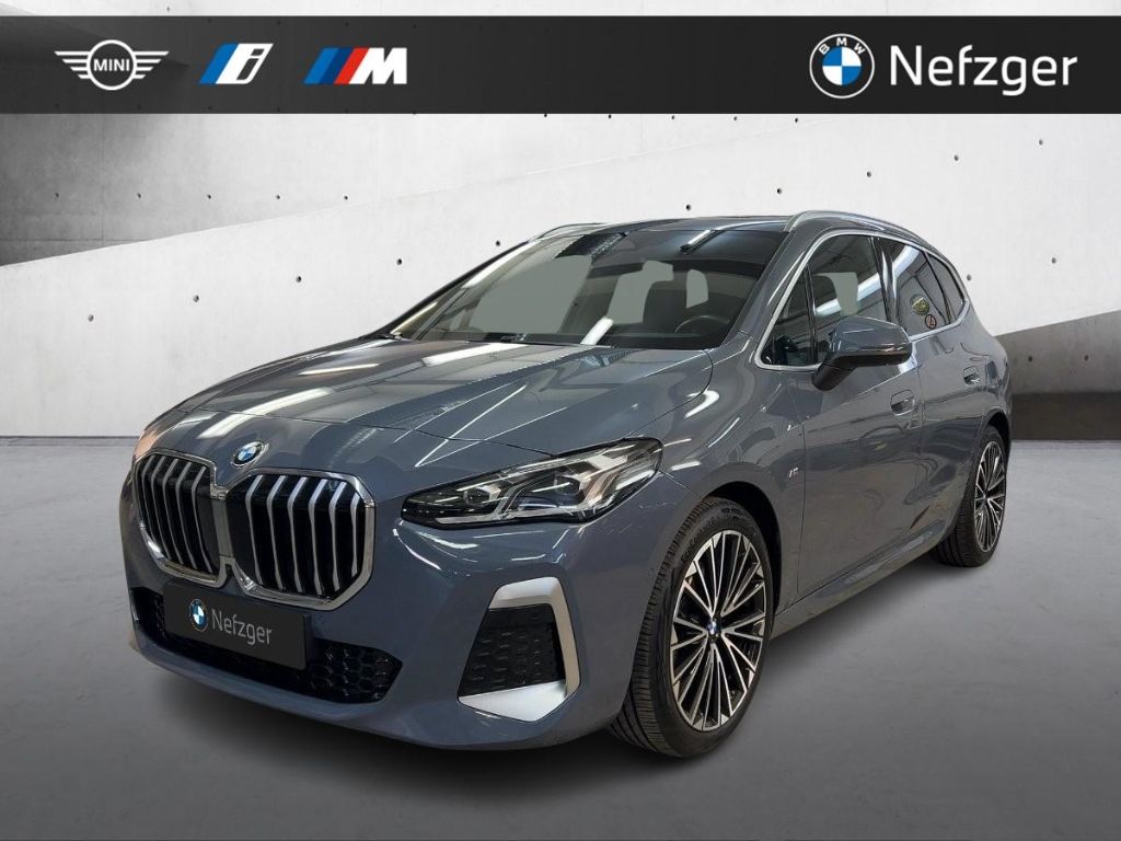 BMW 223 Active Tourer — hlavná fotografia