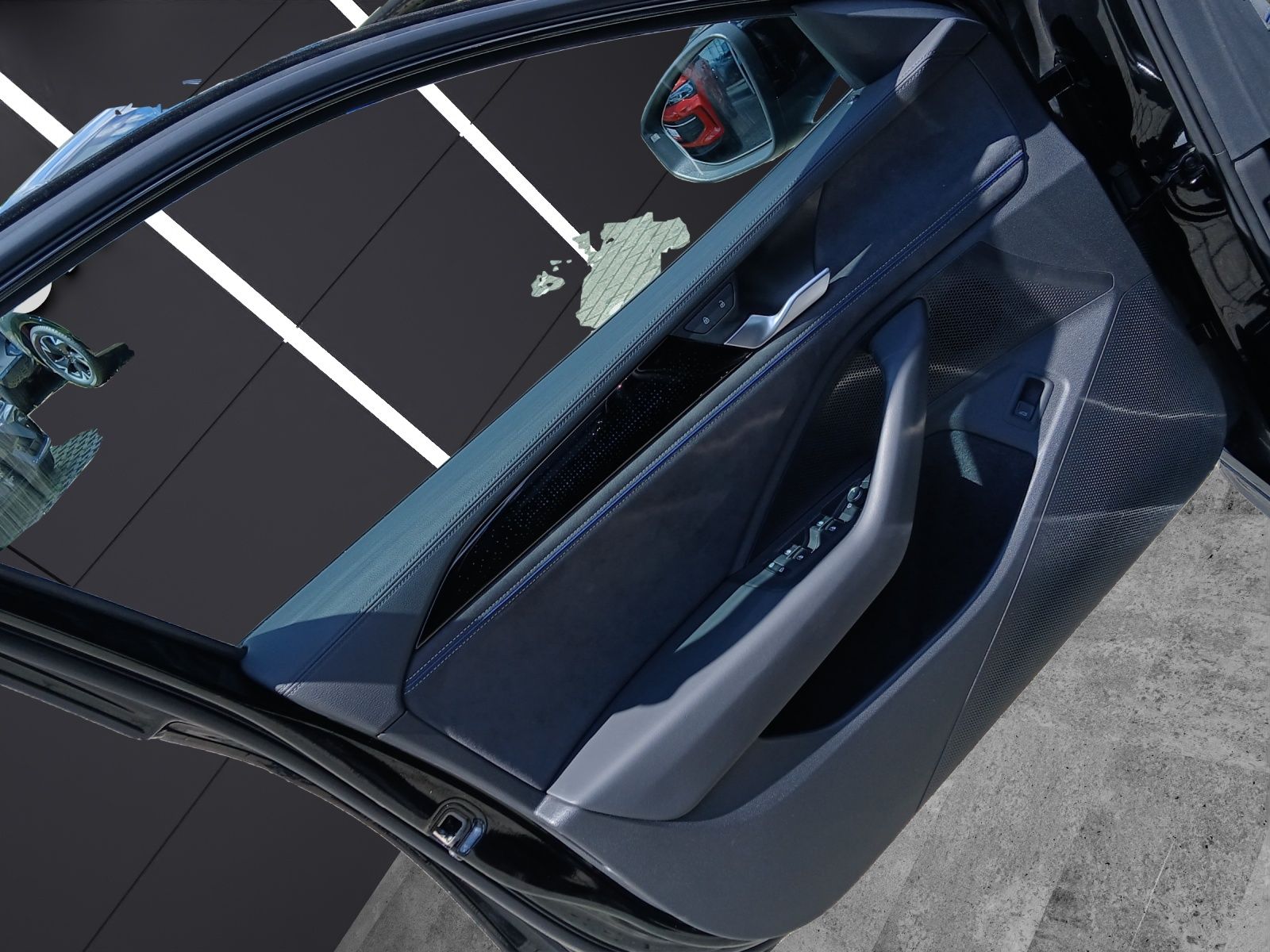 Fahrzeugabbildung Volkswagen Passat TDI R-Line Black Style Matrix AHK Navi AI